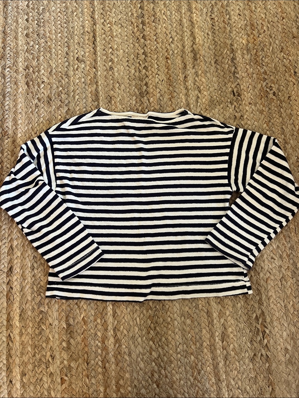 Universal Threads Navy & White Striped Boatneck Top knit top EUC Size S runs big